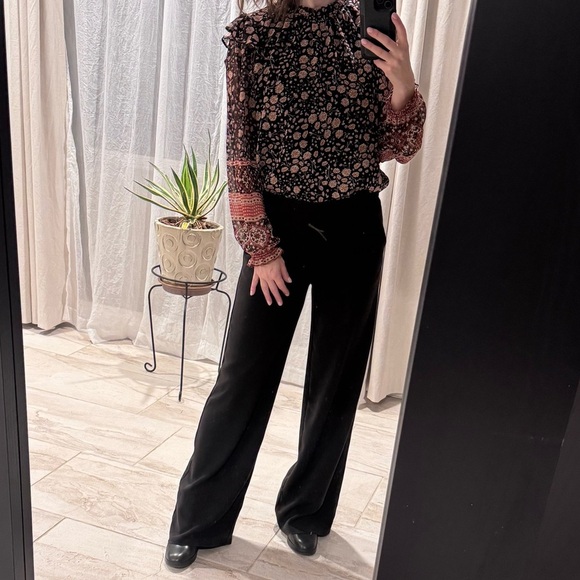 Floral Long Sleeve Blouse and Brown Skirt - Picture 3 of 8